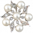 Snow & Snuggles - Pearl Brooch